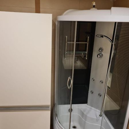 Garsoniera Rin Grand Hotel บูคาเรสต์ ภายนอก รูปภาพ