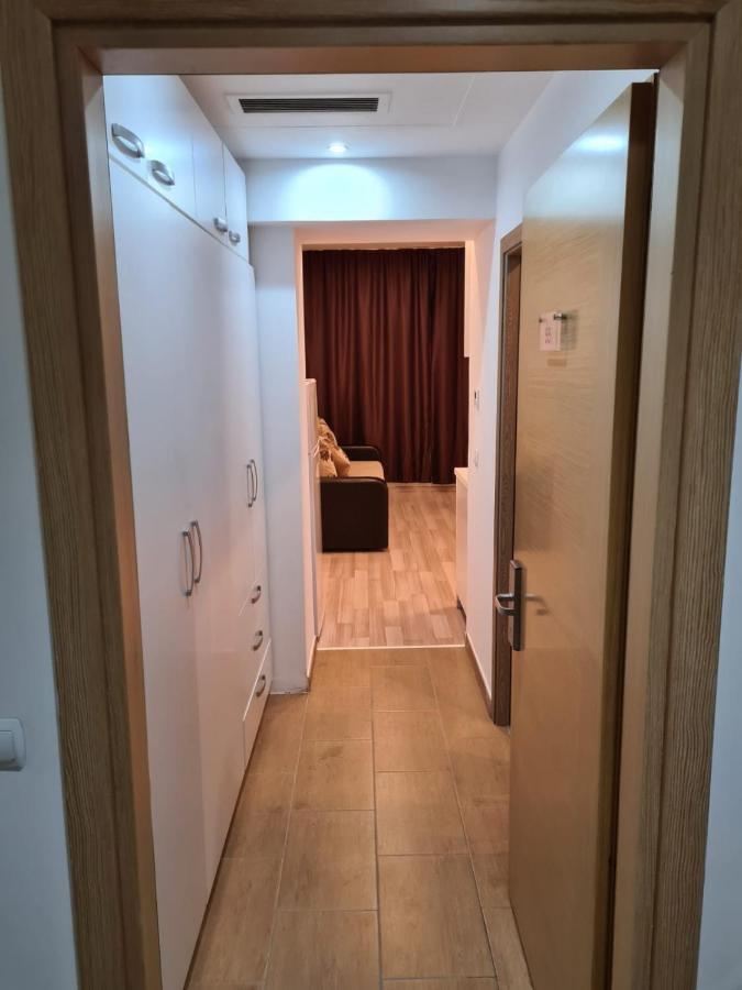 Garsoniera Rin Grand Hotel บูคาเรสต์ ภายนอก รูปภาพ